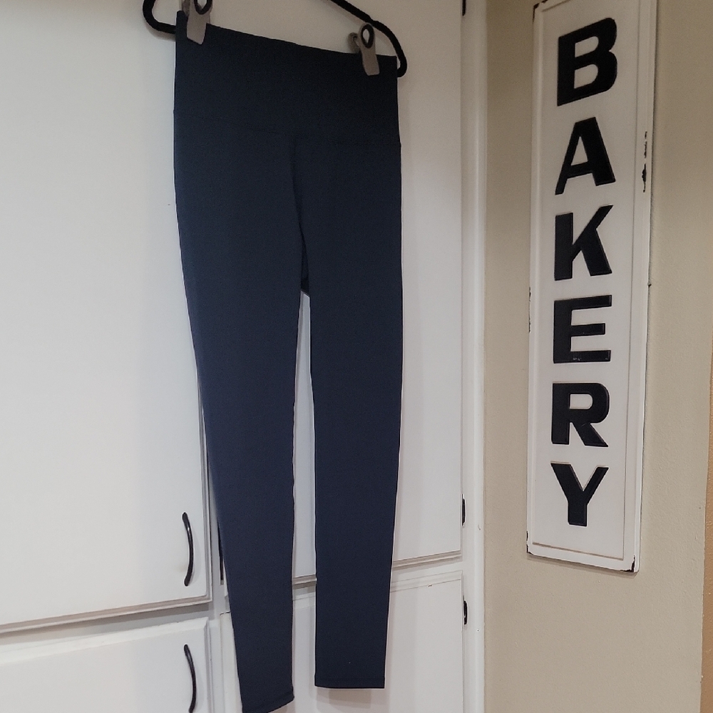 CALIA BY CARRIE UNDERWOOD LEGGINGS SZ LARGE